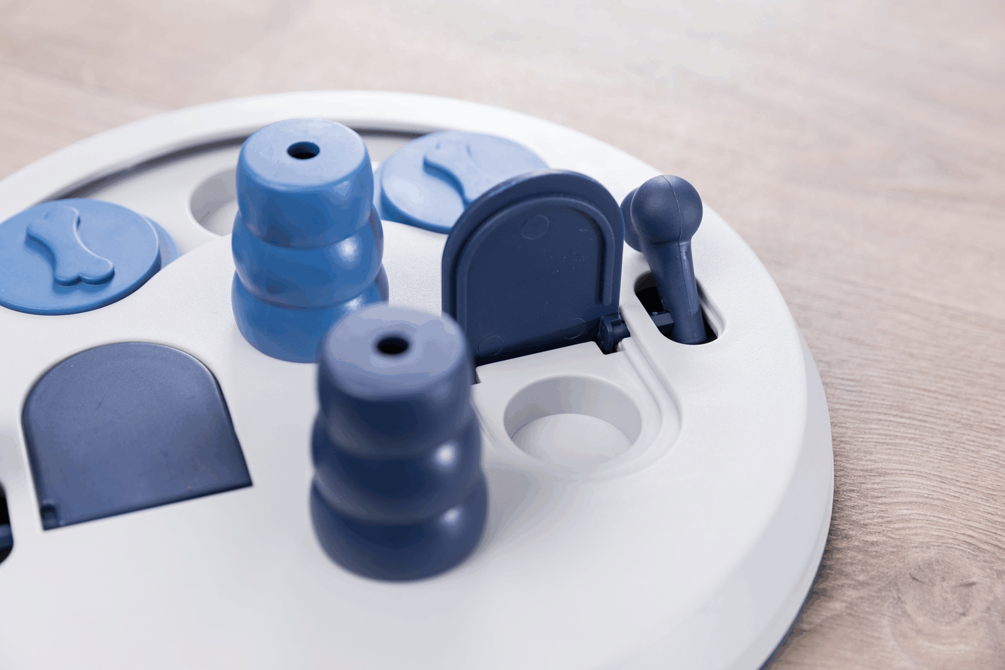 Trixie A(-20%) Jucarie Dog Activity, Flip Board Strategy, 23 cm, 32026 - imagine 7